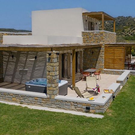Quinta Essentia Suites Foiniki ภายนอก รูปภาพ