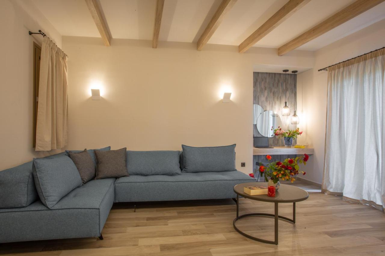 Quinta Essentia Suites Foiniki ภายนอก รูปภาพ