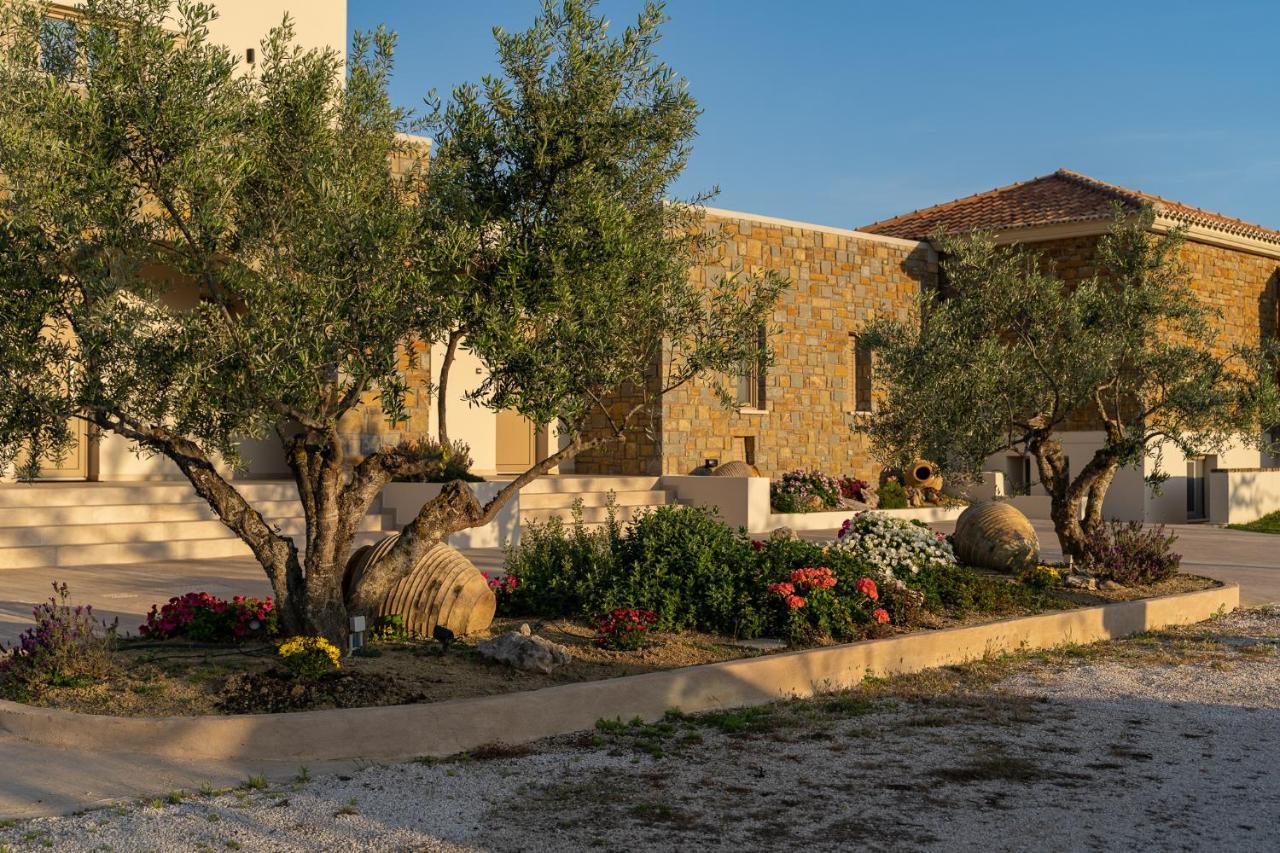 Quinta Essentia Suites Foiniki ภายนอก รูปภาพ
