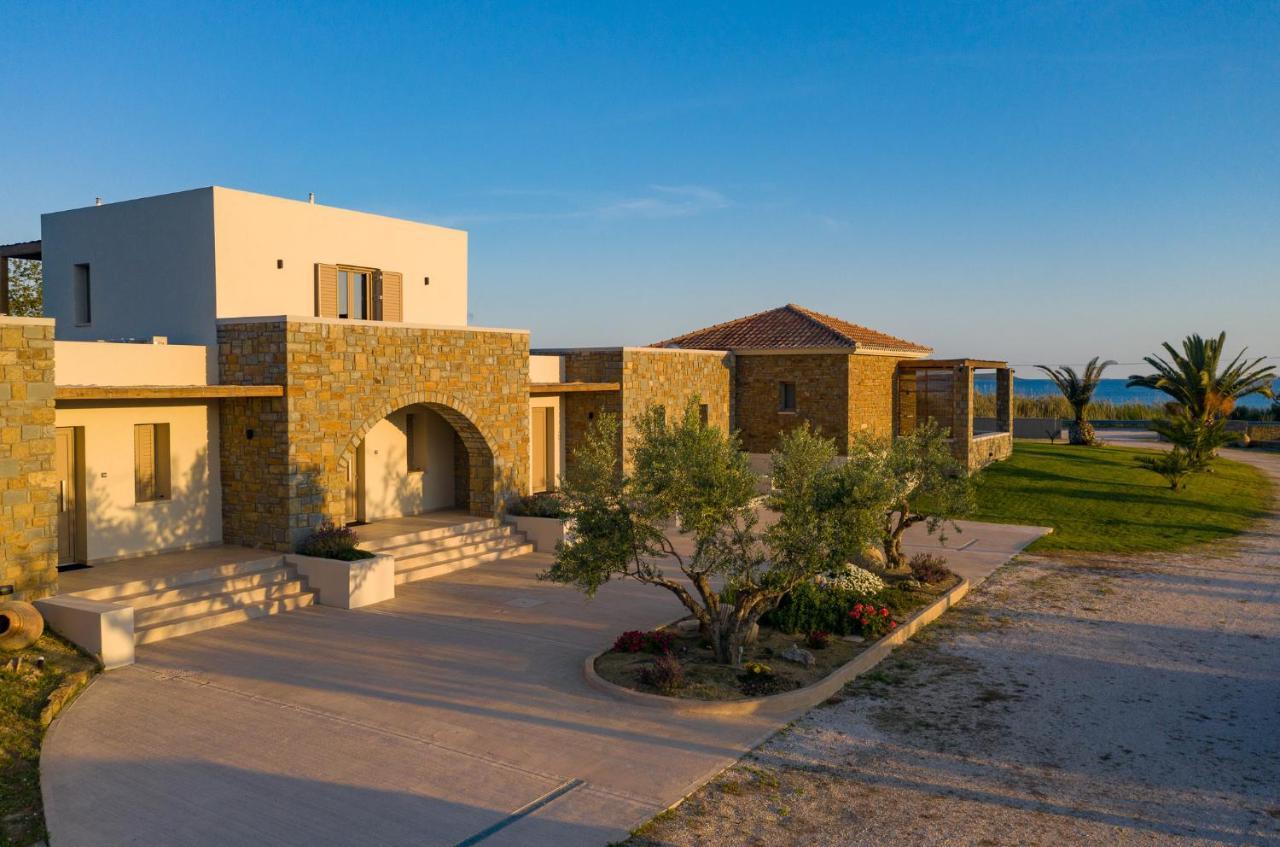 Quinta Essentia Suites Foiniki ภายนอก รูปภาพ