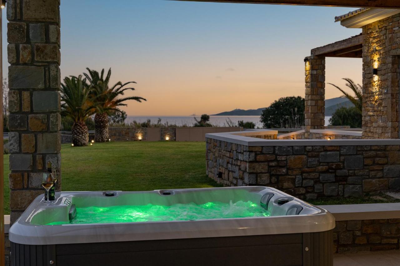 Quinta Essentia Suites Foiniki ภายนอก รูปภาพ