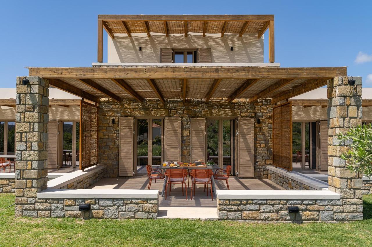 Quinta Essentia Suites Foiniki ภายนอก รูปภาพ