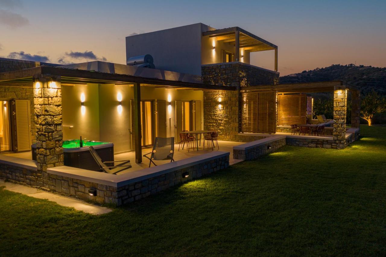 Quinta Essentia Suites Foiniki ภายนอก รูปภาพ