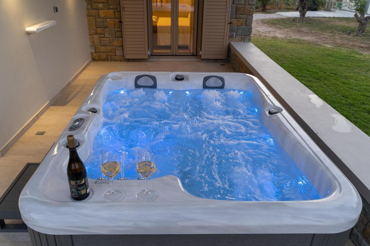 Quinta Essentia Suites Foiniki ภายนอก รูปภาพ