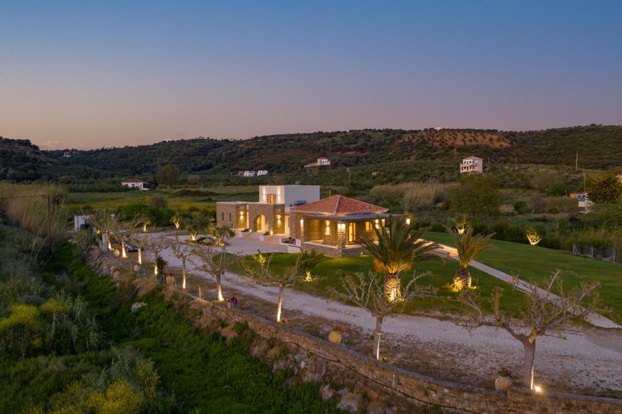 Quinta Essentia Suites Foiniki ภายนอก รูปภาพ