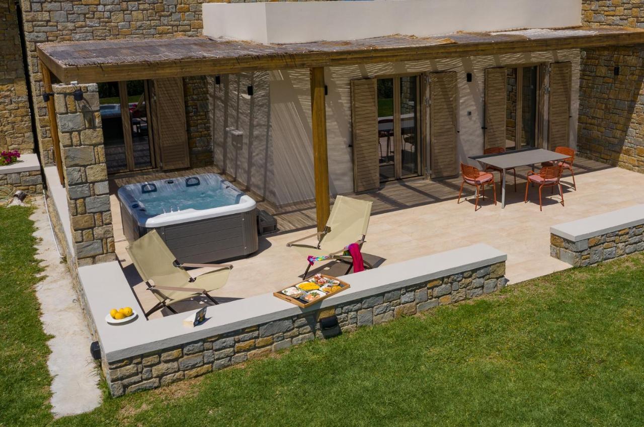Quinta Essentia Suites Foiniki ภายนอก รูปภาพ
